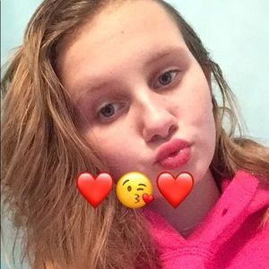 Meet your Posher, Carlee